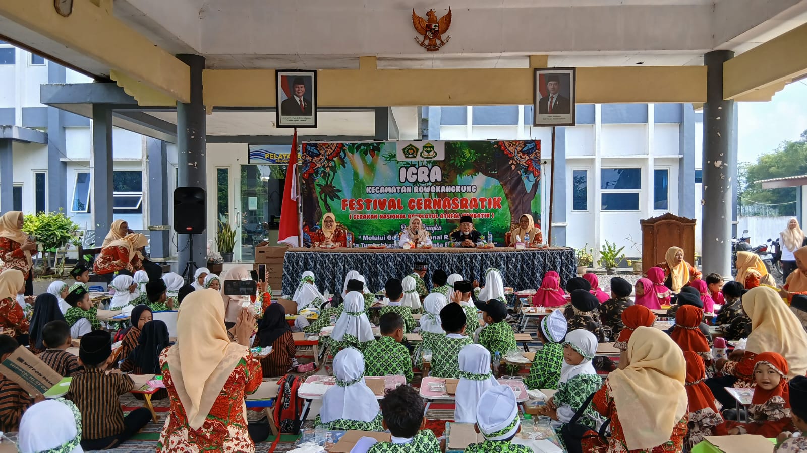 Festival GERNASRATIK 2025: Raudlatul Athfal Unjuk Kreativitas Membatik di Pendopo Kecamatan Rowokang